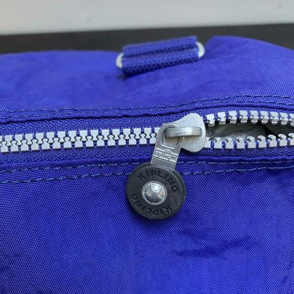 Kipling Itska Duffle Bag in Sapphire Blue - Picture 6 of 8
